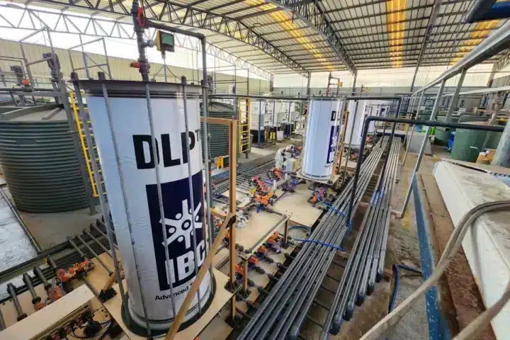 Lithium recycling plant